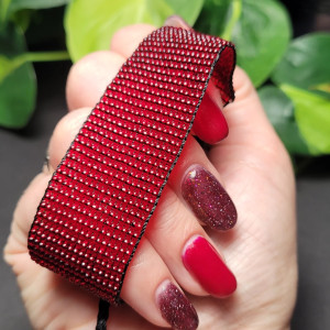 Bransoletka tkana z koralików Preciosa, kolor czerwony rubinowy