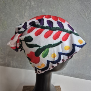 Czapka damska kolorowa Folk