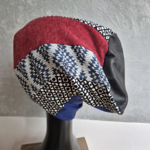 Czapka damska kolorowa smerfetka