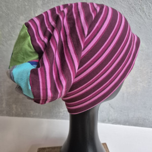 Czapka damska kolorowa smerfetka