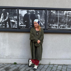 Czapka damska kolorowa smerfetka