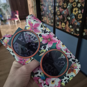 Skórzane etui na okulary