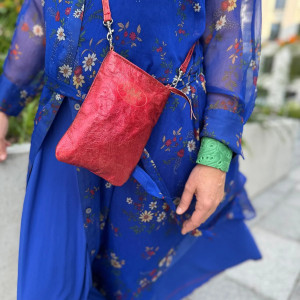 Skórzana torebka na komórkę