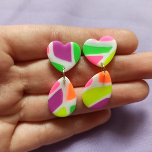 Kolczyki z gliny polimerowej neony