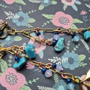 Klipsy  w kolorze niebiesko złotym