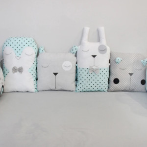 Ochraniacz do łóżeczka dziecięcego, poduszki zwierzątka, mięta-biel