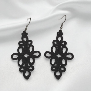 Delikatne koronkowe kolczyki haftowane - czarne