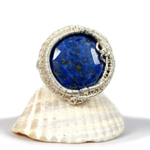 Lapis Lazuli, Srebrny pierścionek z lapisem, ręcznie wykonany, prezent dla niej, prezent dla mamy, prezent urodzinowy, biżuteria autorska