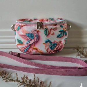 Nerkotorebka brudny róż w ptaszki