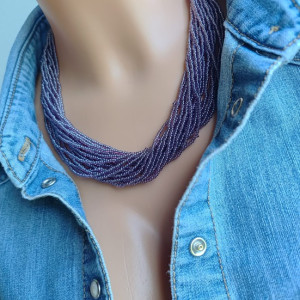 Naszyjnik Fioletowe Drobinki Krótkie Korale