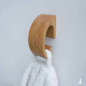 Drewniany Minimalistyczny Wieszak Na Ręczniki Dębowy