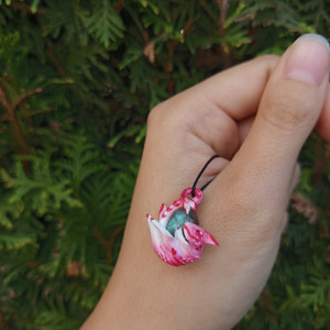 Naszyjnik małego smoka z labradorytem, idealny na prezent, magia fantasty