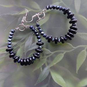 Kolczyki Koła Koralikowe Małe Czarne