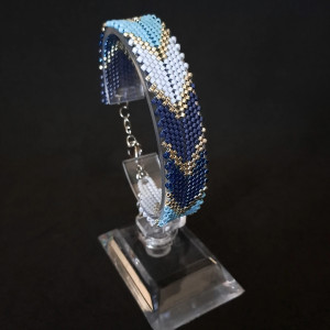 Niebieska Bransoletka z Koralików - Ręcznie szyta biżuteria