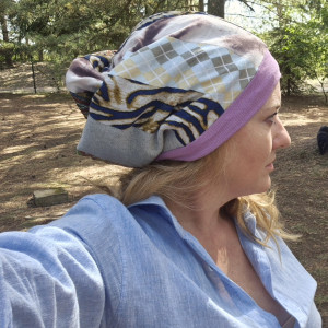 Czapka Smerfetka codzienna dluga