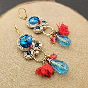 Beżowo kolorowe kolczyki sutasz z kryształkami 7