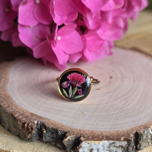 Złoty pierścionek regulowany kwiaty z kwiatami kwiatem duży czarny różowa gipsówka