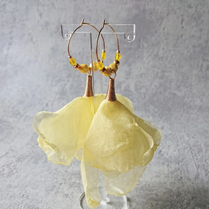 JASNOŻÓŁTE KOLCZYKI Z SZYFONOWYMI KWIATKAMI