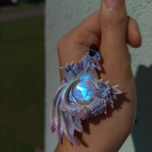 Naszyjnik smoczy strażnik z kamieniem księżycowym, idealny na prezent, magia fantasty