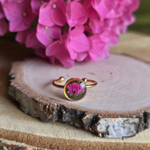 Złoty pierścionek regulowany kwiaty z kwiatami kwiatem duży różowa gipsówka zielony