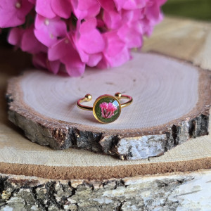 Złoty pierścionek regulowany kwiaty z kwiatami kwiatem duży różowa gipsówka zielony