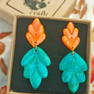 Jesienne kolczyki sztyfty handmade – listki perłowe 🍂✨