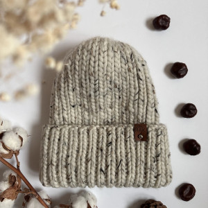 Gruba wełniana czapka oversize z bardzo szerokim wywinięciem - tweed