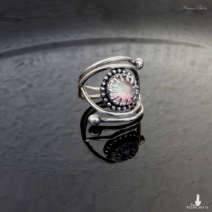 Pierścionek srebrny z opalem aurora regulowany