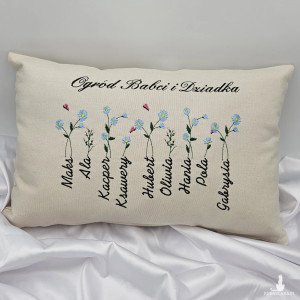 Poduszka bawełniana z haftem imiona wnuków