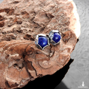 Kolczyki srebrne z lapis lazuli w listkach