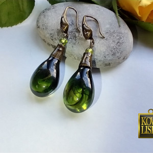 Żaróweczki - kolczyki z żywicy