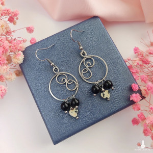 Kolczyki Jaspis Dalmatyński i Onyks stal chirurgiczna wirewrapping handmade