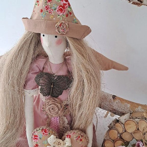 anioł stróż pastelowy róż