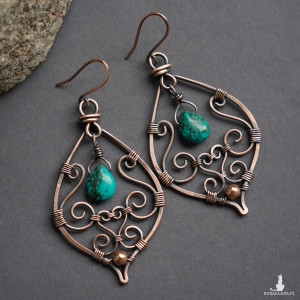 Kolczyki miedziane unikatowe wire wrapping z howlitem i hematytem