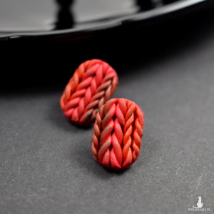 Wełniane sploty - kolczyki sztyfty w odcieniach czerwieni
