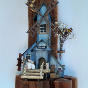 Wieszak z wiatrakiem