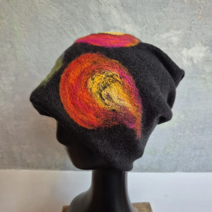 Czapka wełniana  box waliz