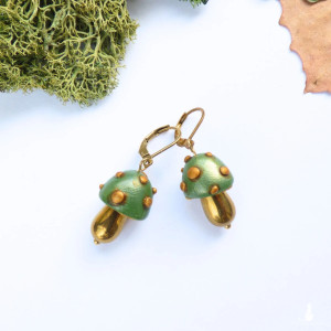 Kolczyki Zielone muchomorki ze złotą kroplą