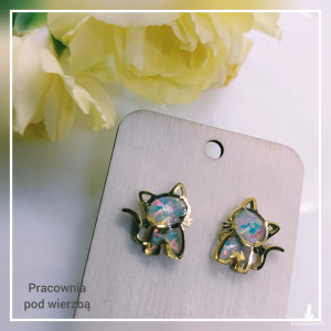 Kolczyki małe wkrętki stal szlachetna kotki ręcznie malowane