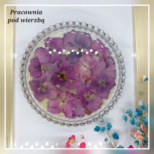 Talerzyk na biżuterię taca z prawdziwymi kwiatami  hortensje