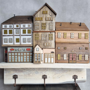 Wieszak - drewniane domki - na klucze i inne drobiazgi 8.