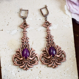 Miedziane kolczyki w stylu wiktoriańskim z fioletowym jadeitem #S4
