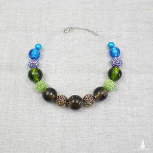 6326 Bądź w centrum uwagi! brązowy, zielony, niebieski naszyjnik; korale; szkło weneckie