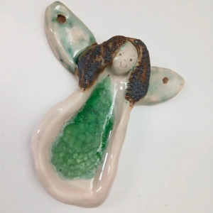 Ceramiczny aniołek, Anioł Stróż z gliny, zawieszka, bombka