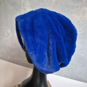 Futrzana  sztuczne futro czapka niebieska