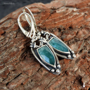 Kolczyki srebrne z kyanitem wiszące