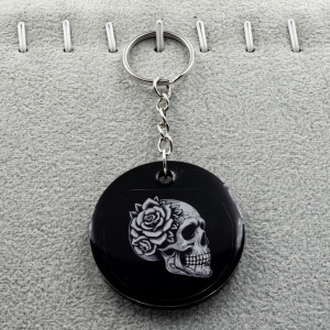 Brelok gotycki z czaszką i różą brelok_print goth 008