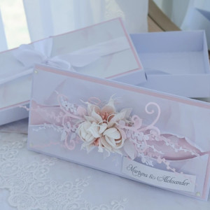 Kartka na ślub w pudrowym różu – personalizowana, z kieszonką na pieniądze