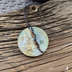 Wisiorek ręcznie robiony - Ziemia Przebudzona