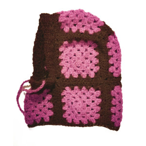 Czekoladowa komoniarka alpaka handmade, ręcznie szydełkowana zimowa czapka